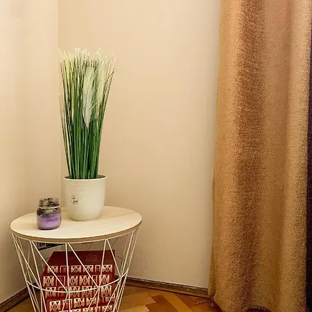 Cute, Spacious In The Heart Of The Old Town