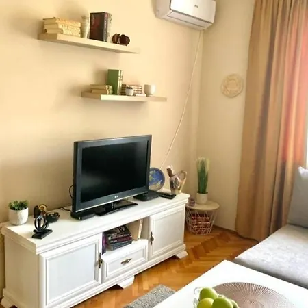 Cute, Spacious In The Heart Of The Old Town Podgorica