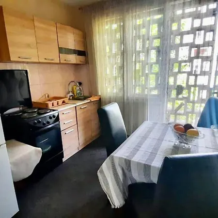 Cute, Spacious In The Heart Of The Old Town Lägenhet *