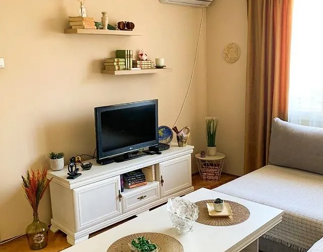 Cute, Spacious In The Heart Of The Old Town